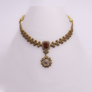 Necklace-set with rubies and zircons