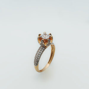 Blooming Zircon Ring