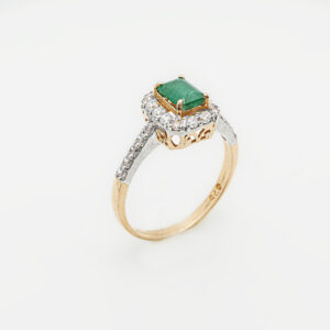 Emerald Halo Ring in 21K Gold